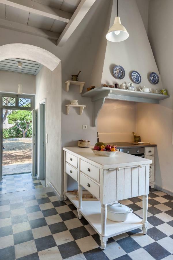 Dellagracia Mansion In Poseidonia Syros Villa Posidhonía Buitenkant foto